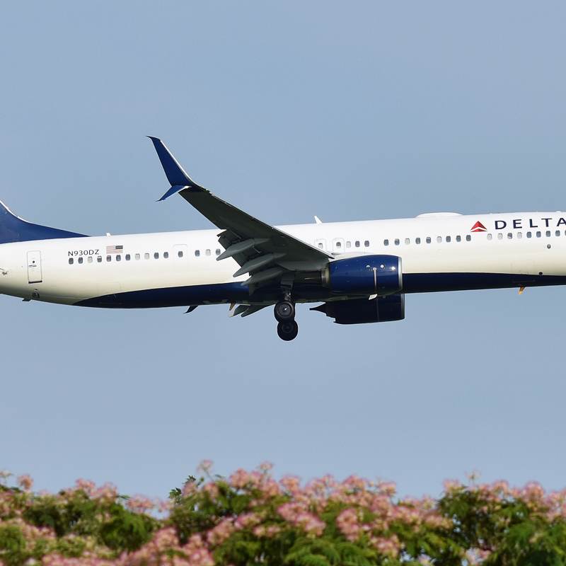 N930DZ - Boeing
