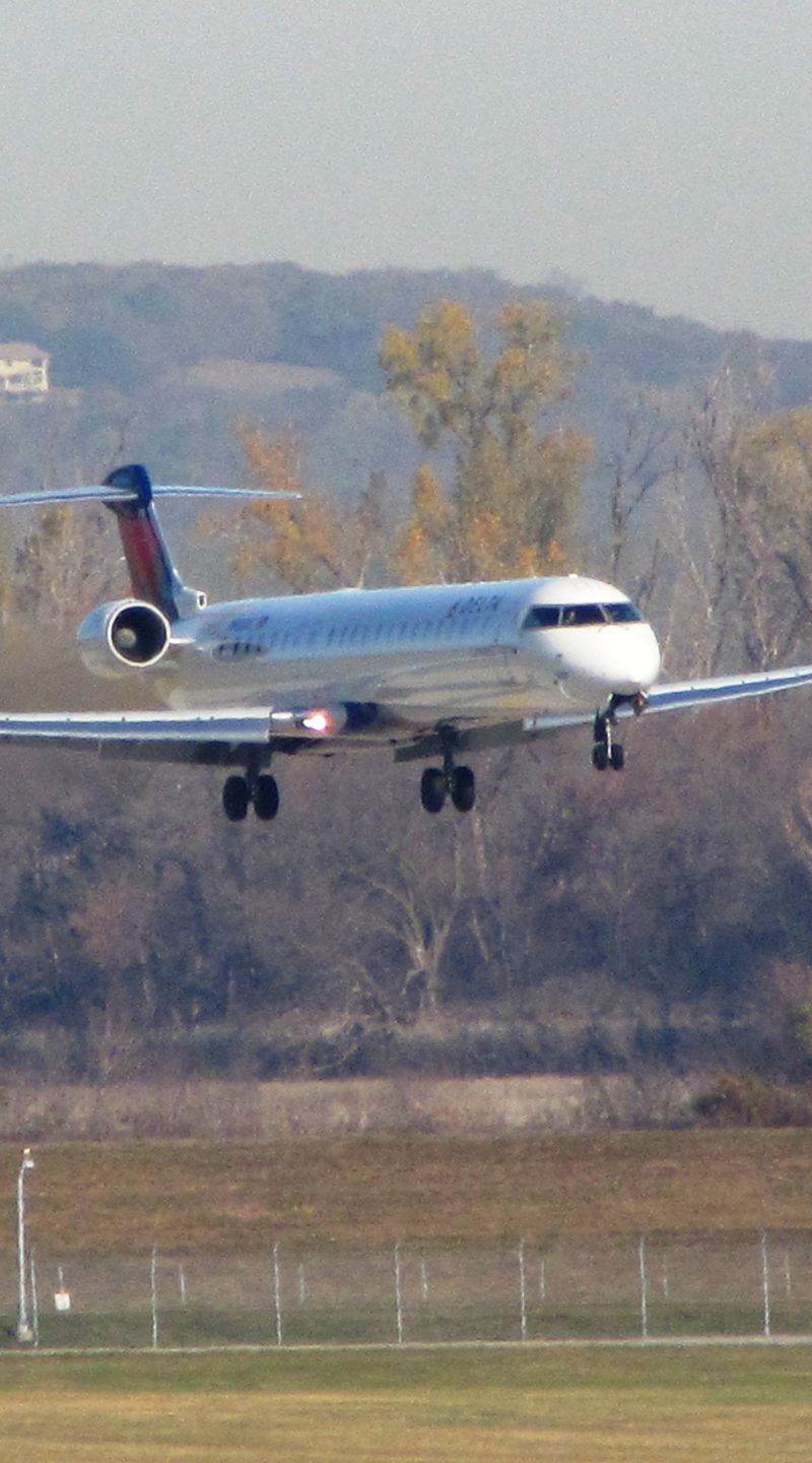 N930XJ - Twin-engine aircraft