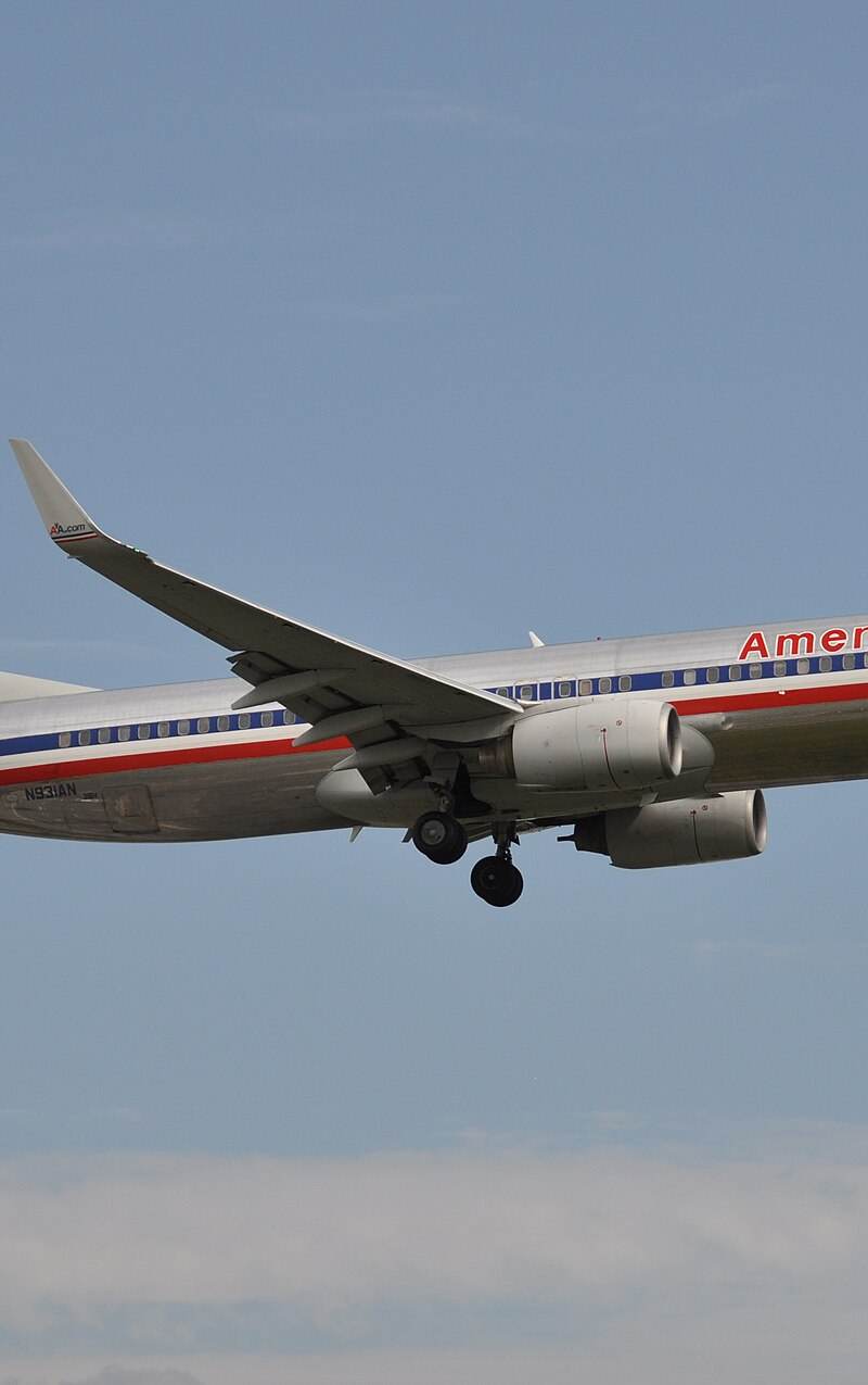 N931AN - Twin-engine aircraft