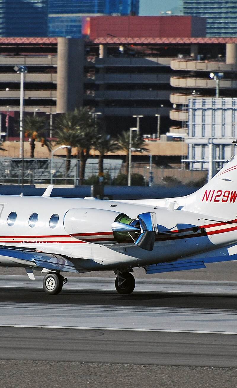 N129WH - Business jet