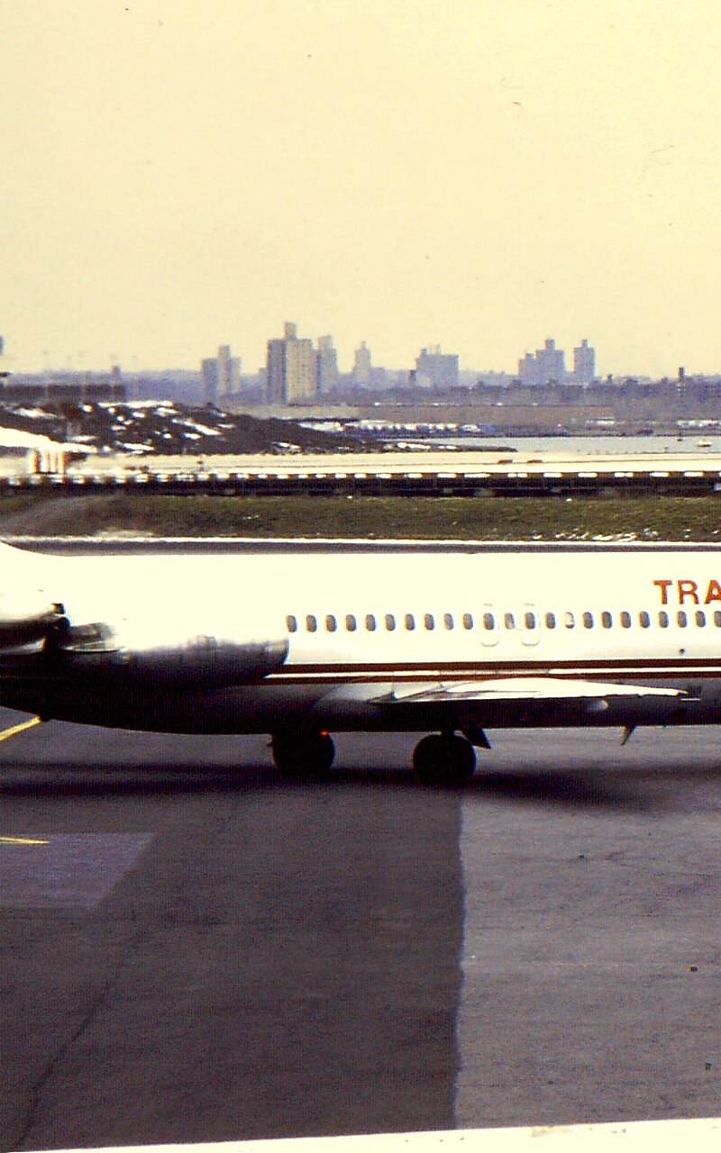 N932L - Aircraft