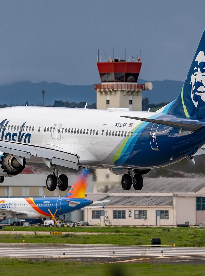 N933AK - Boeing