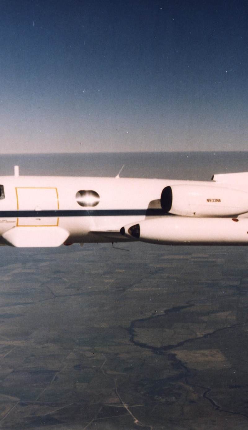 N933NA - Business jet