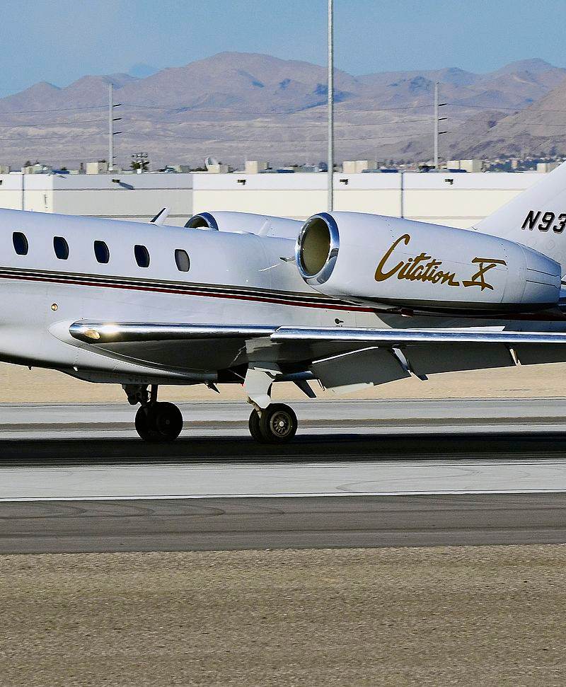 N933QS - Business jet
