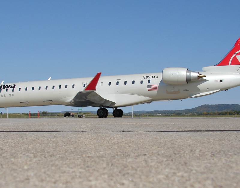 N933XJ - Bombardier