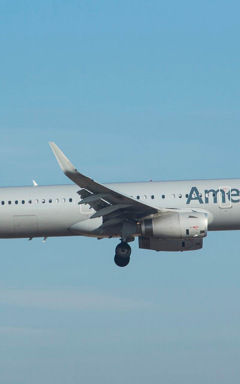 N934AA - Airbus
