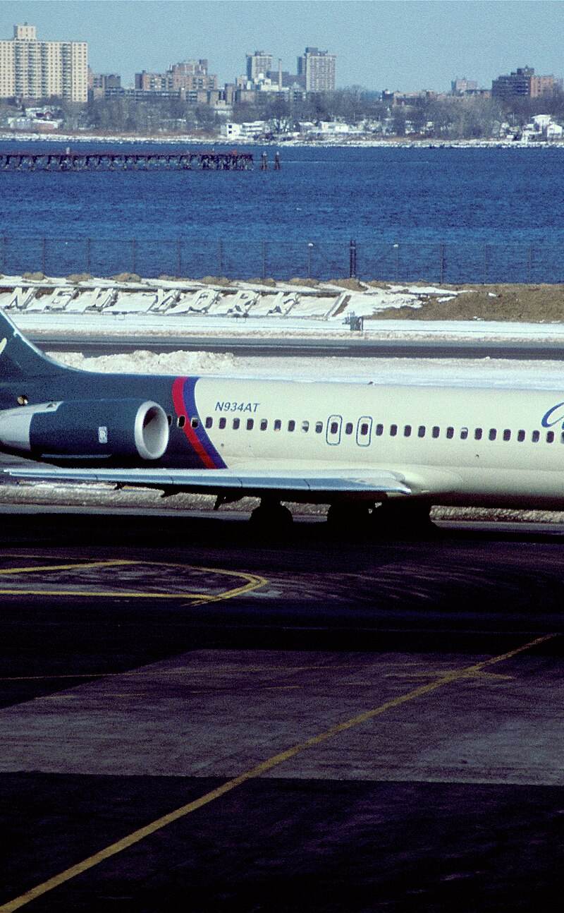 N934AT - Aircraft