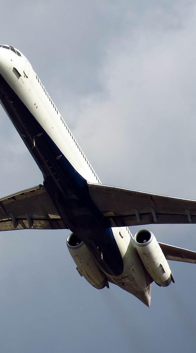 N934DL - Business jet