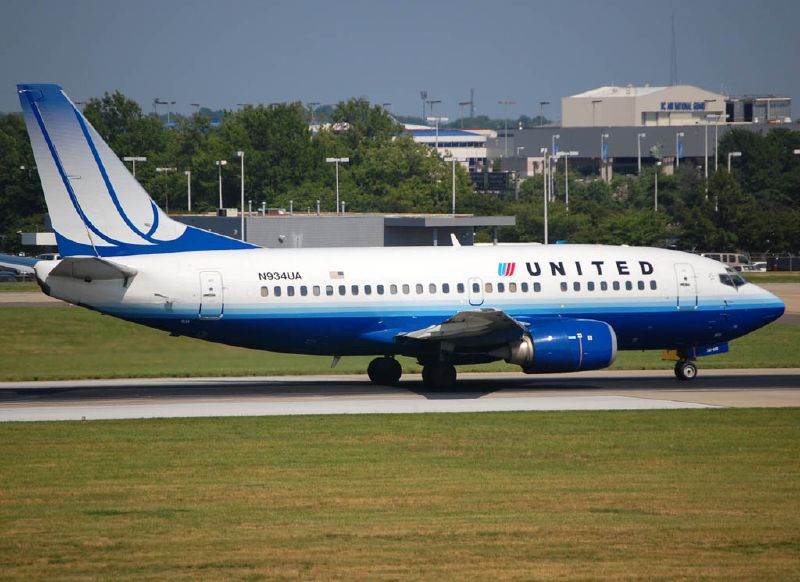 N934UA - Boeing