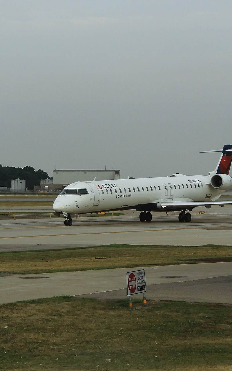 N935XJ - Bombardier
