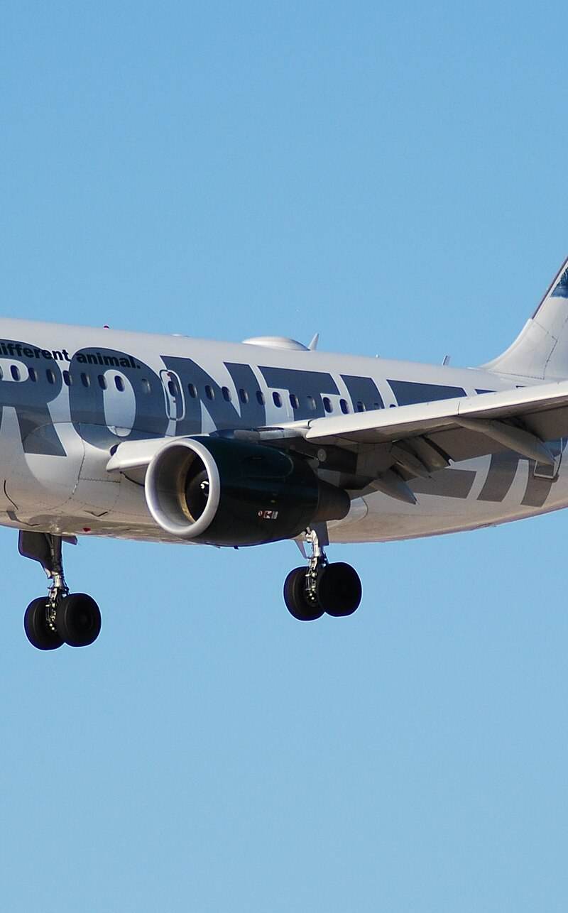 N938FR - Twin-engine aircraft