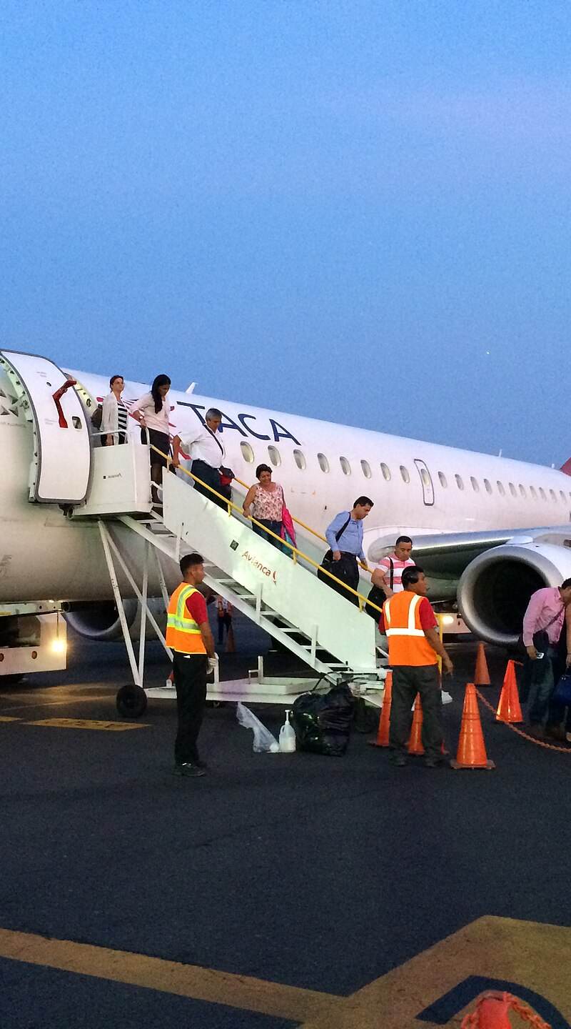 N938TA - Embraer