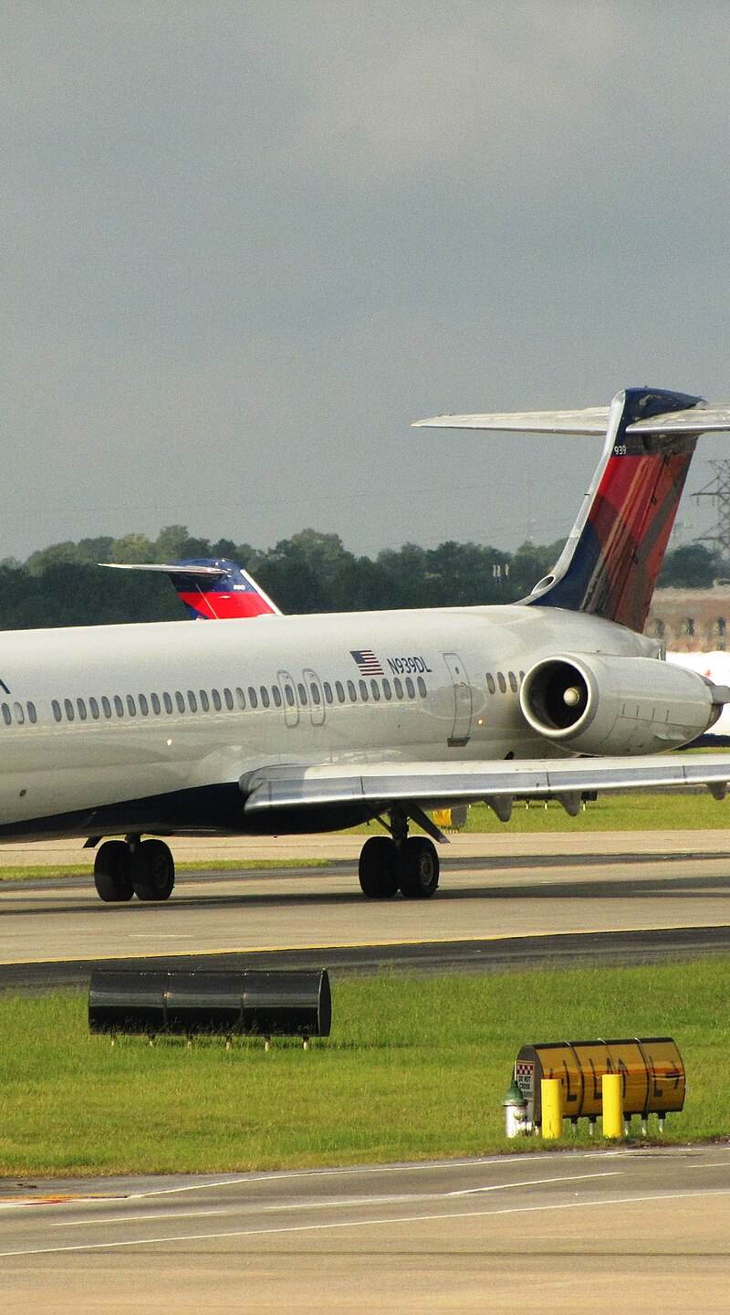 N939DL - Aircraft