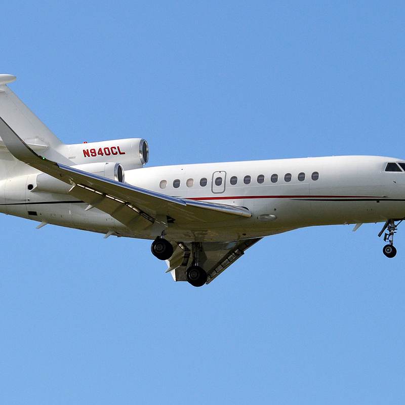 N940CL - Business jet