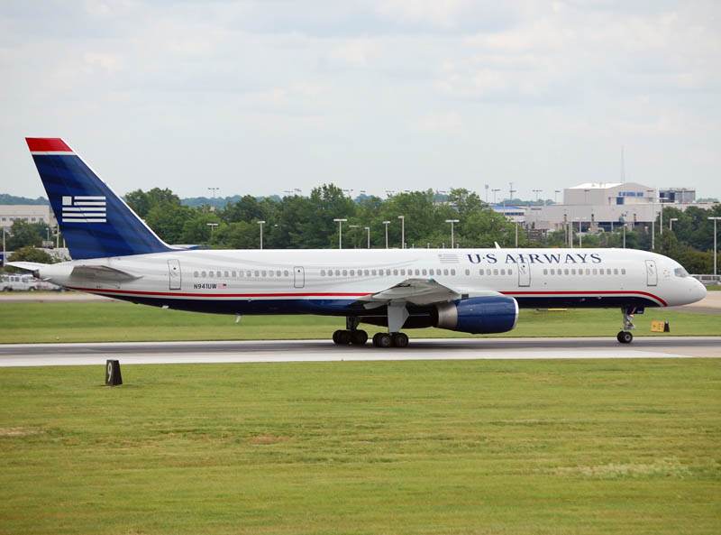 N941UW - Twin-engine aircraft
