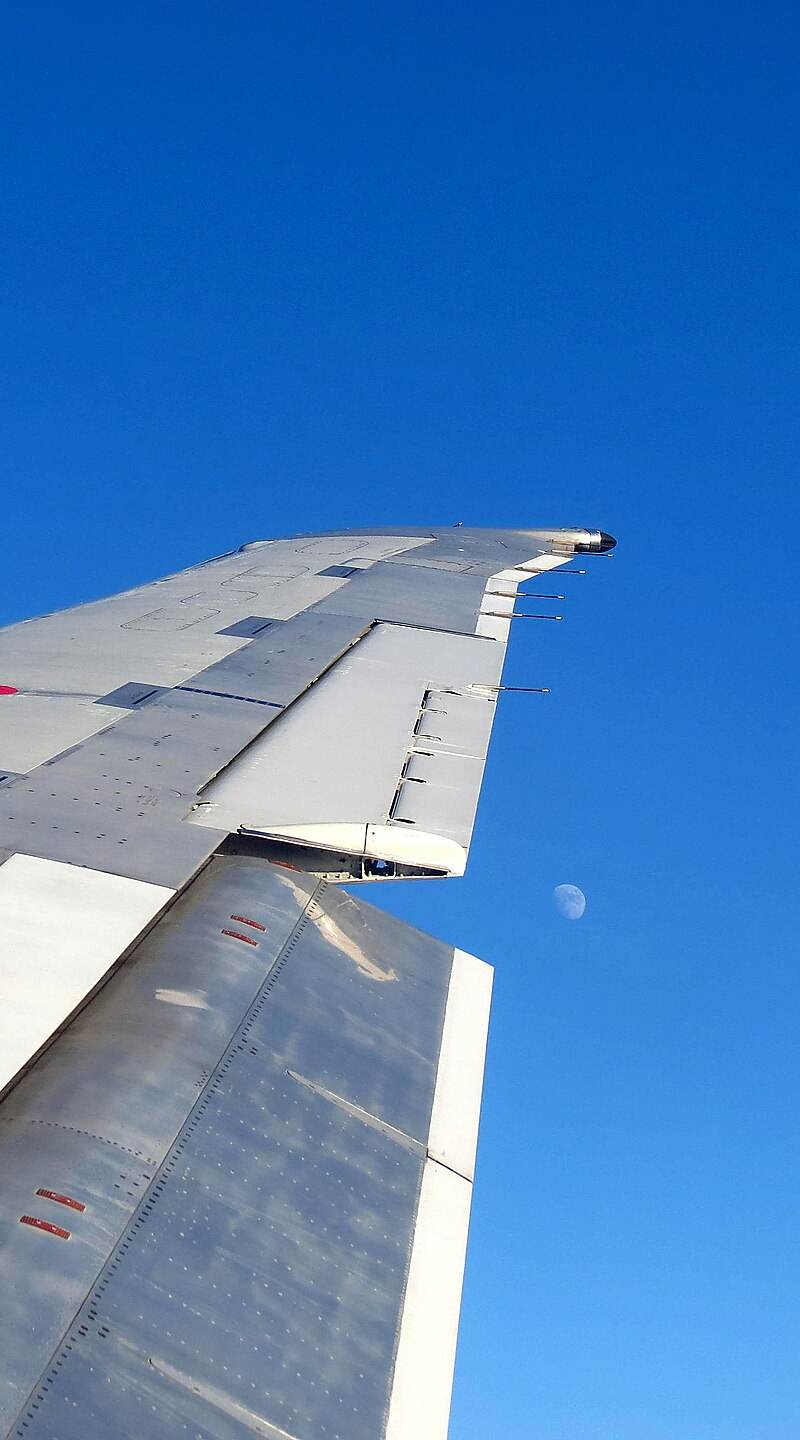 N943DL - Aircraft