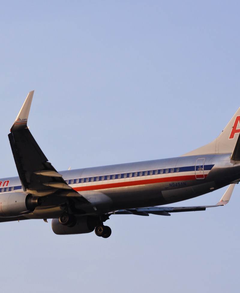 N945AN - Twin-engine aircraft
