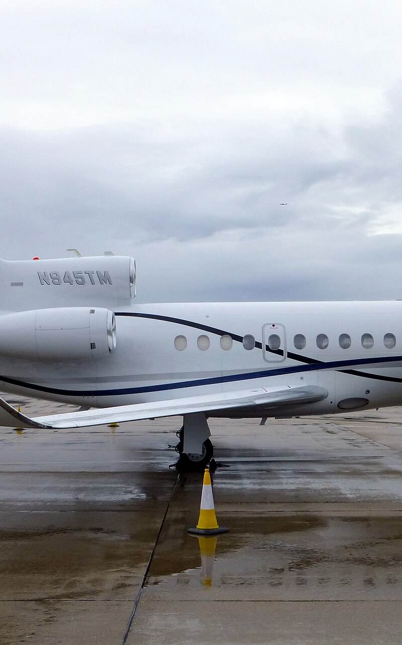 N945TM - Business jet