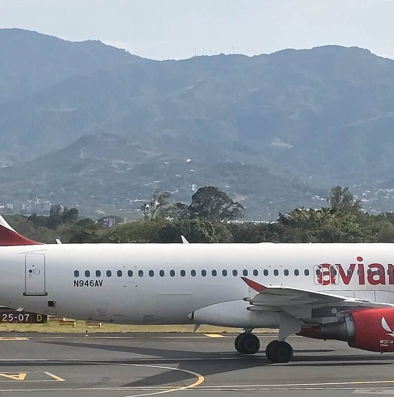 N946AV - Airbus