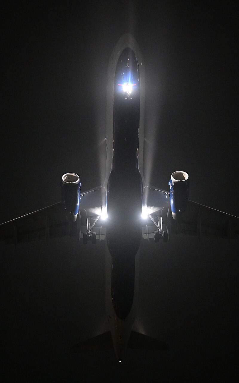 N946JL - Twin-engine aircraft