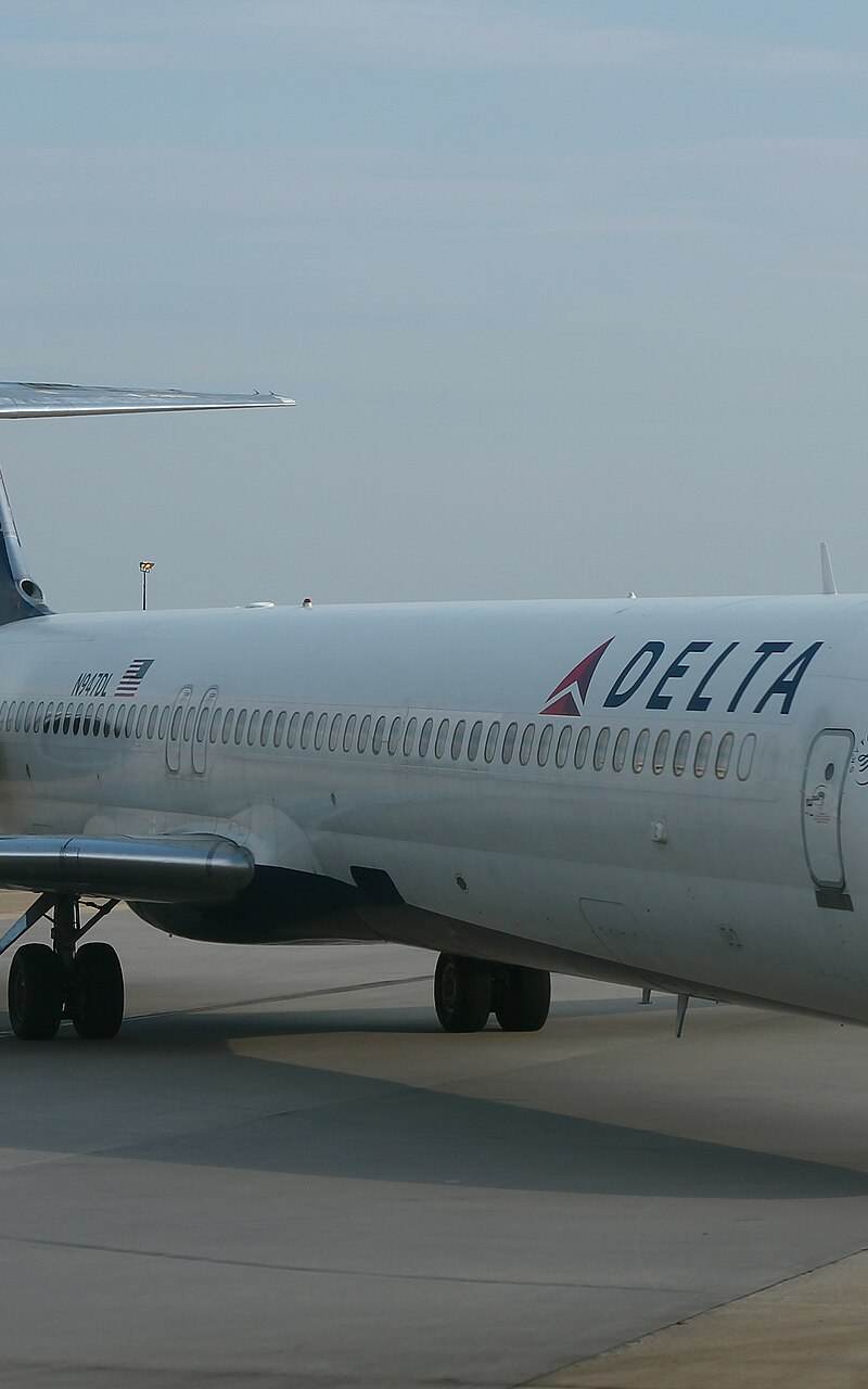 N947DL - Douglas