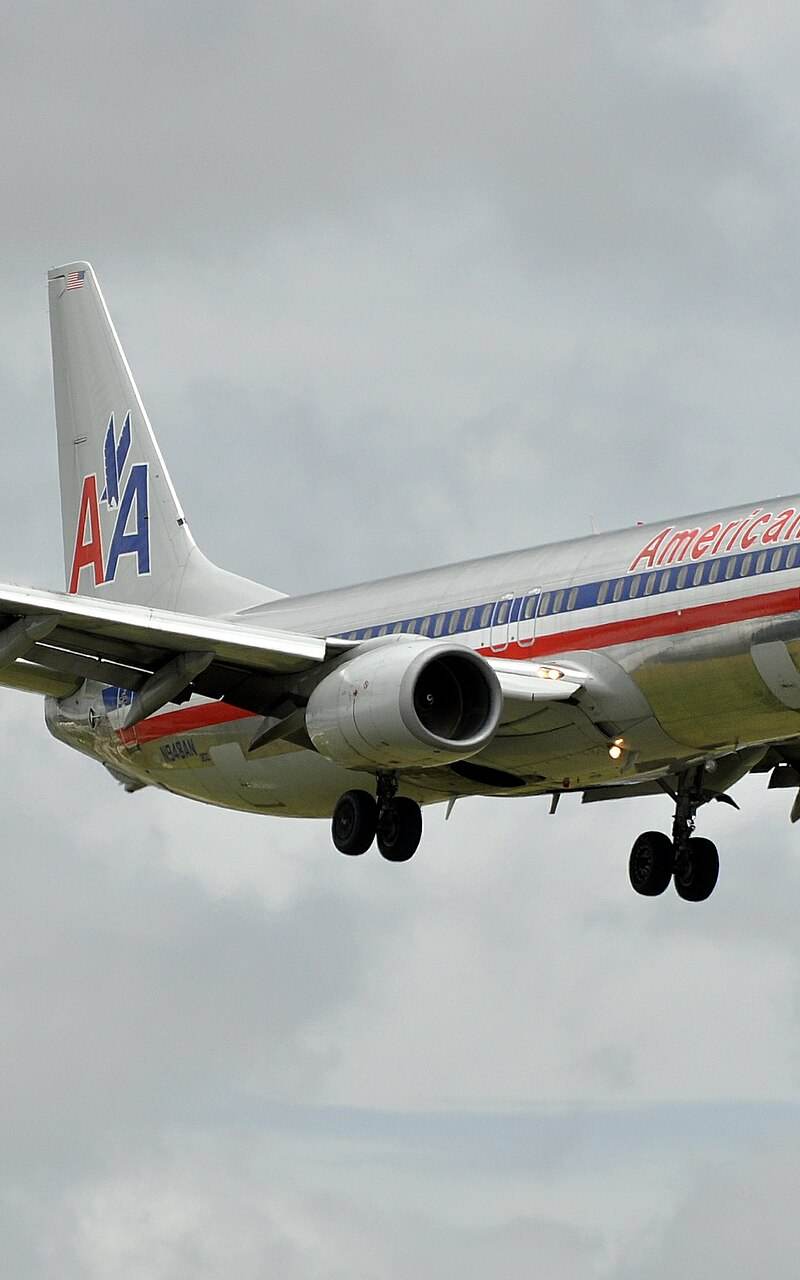 N948AN - Twin-engine aircraft
