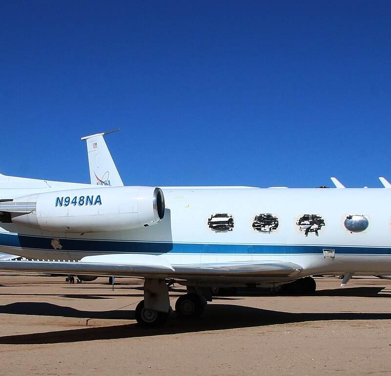 N948NA - Business jet