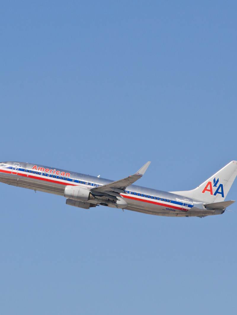 N949AN - Twin-engine aircraft