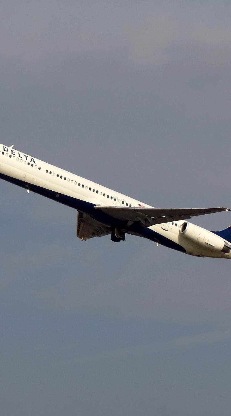 N949DL - Douglas