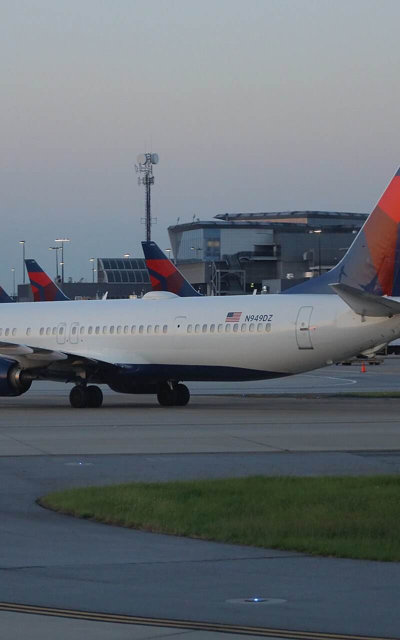 N949DZ - Boeing