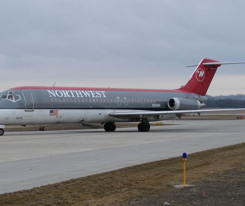 N949N - Douglas