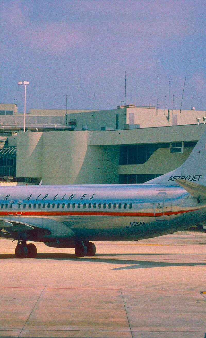 N951AA - Boeing