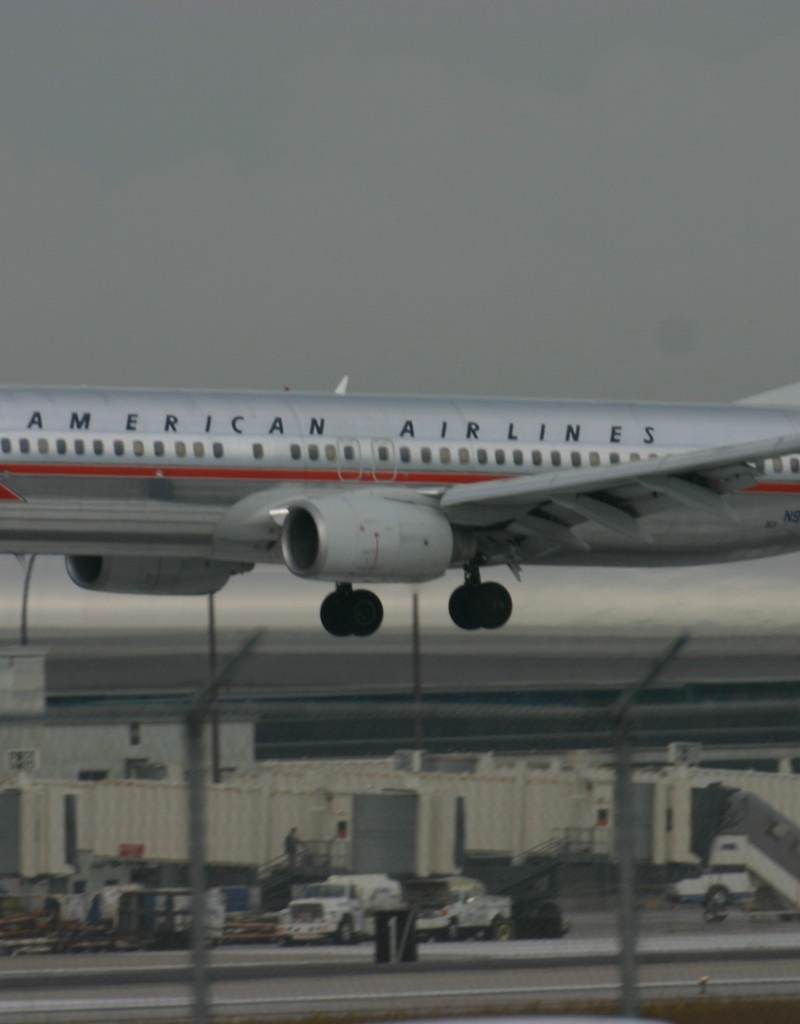 N951AA - Boeing