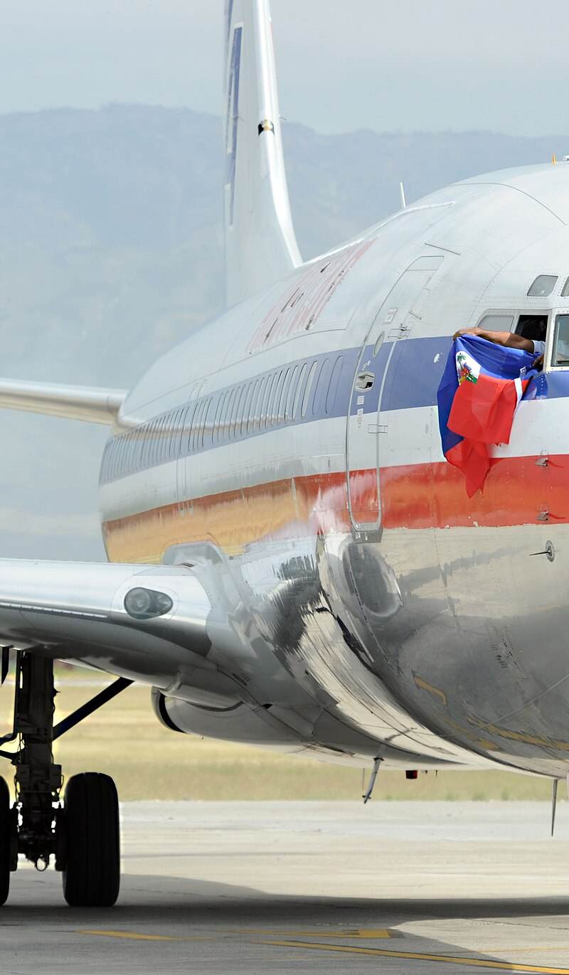 N952AA - Boeing