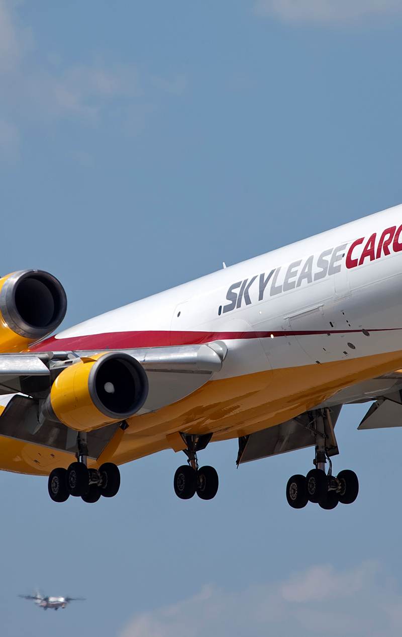 N953AR - Douglas