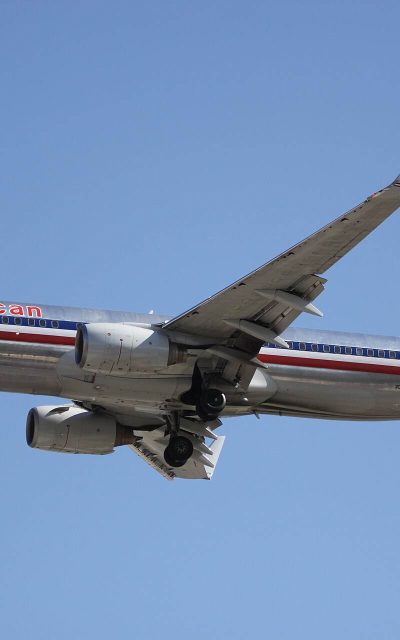 N954AN - Twin-engine aircraft