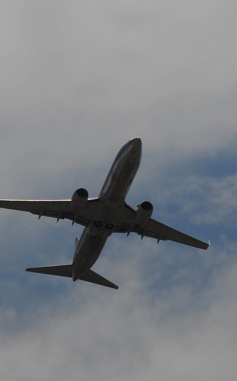 N956AN - Twin-engine aircraft