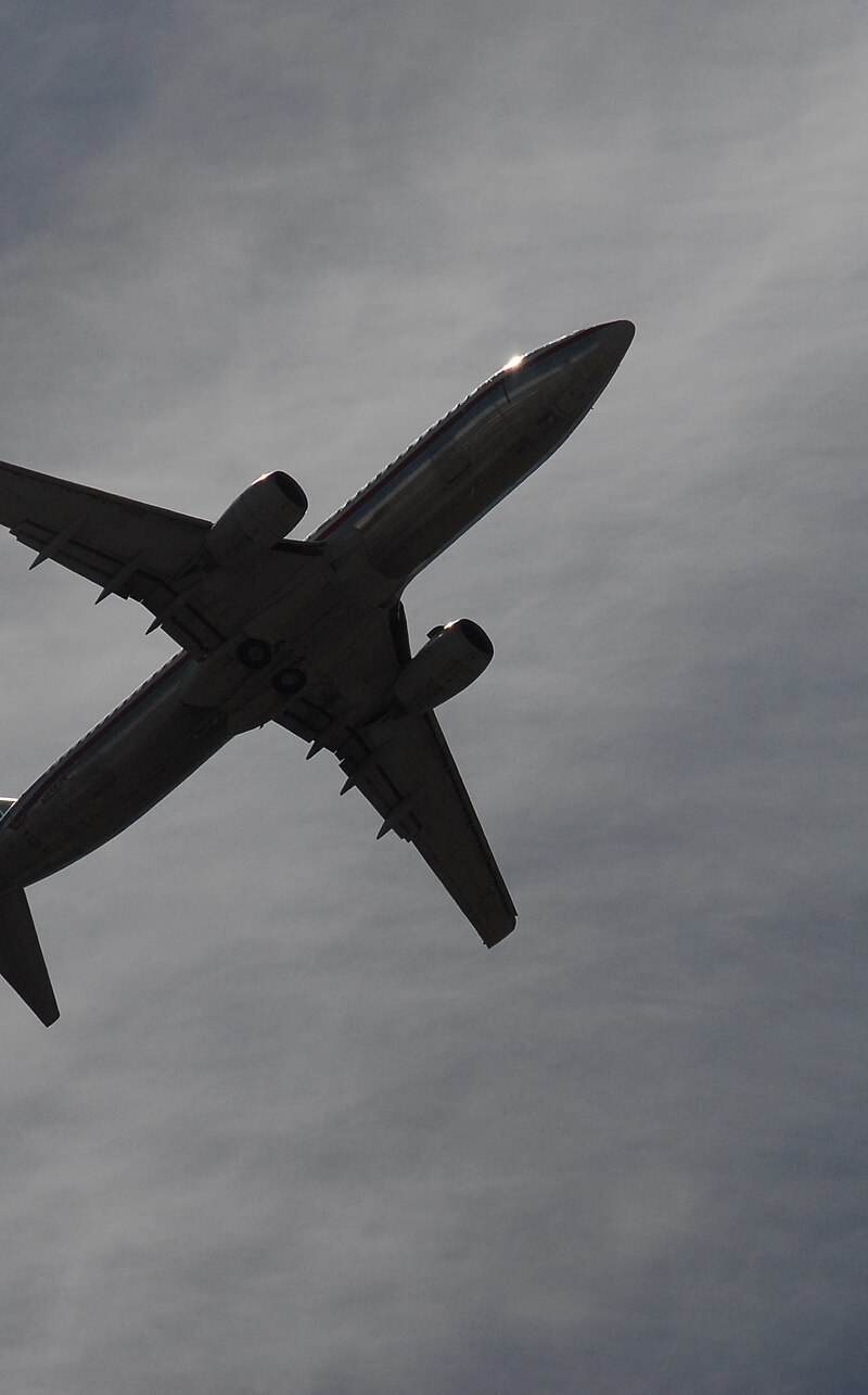 N956AN - Twin-engine aircraft