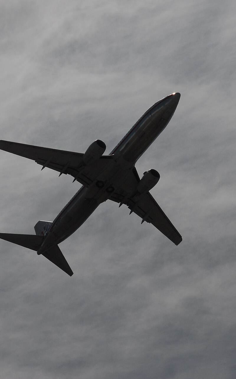 N956AN - Twin-engine aircraft