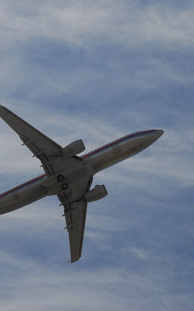 N956AN - Twin-engine aircraft