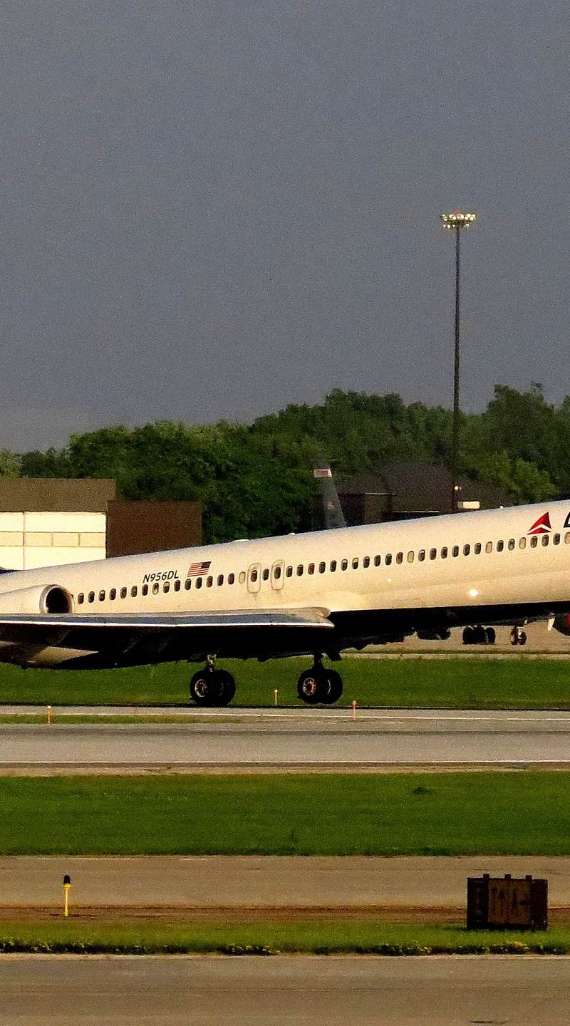 N956DL - Aircraft