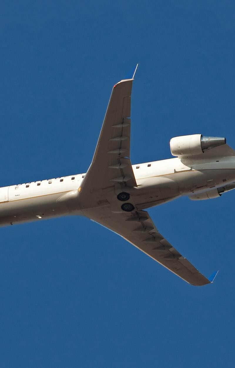 N956SW - Twin-engine aircraft