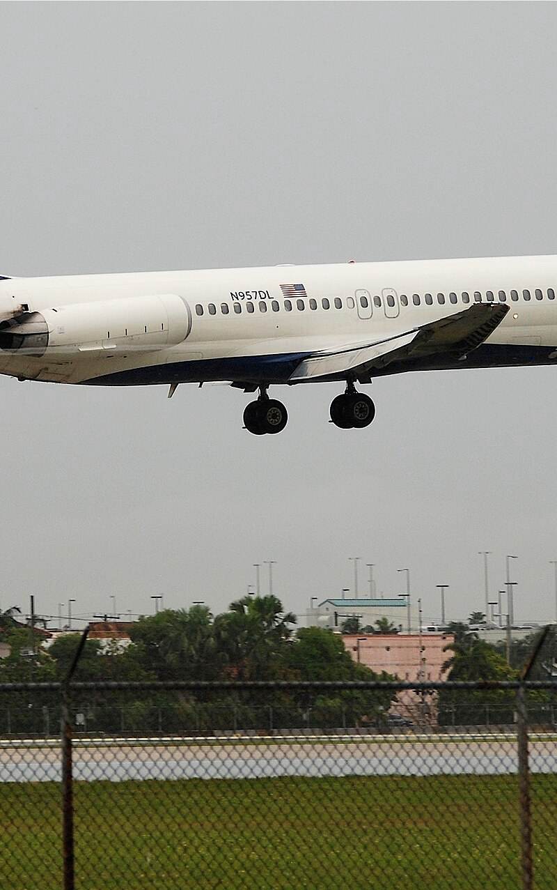N957DL - Aircraft