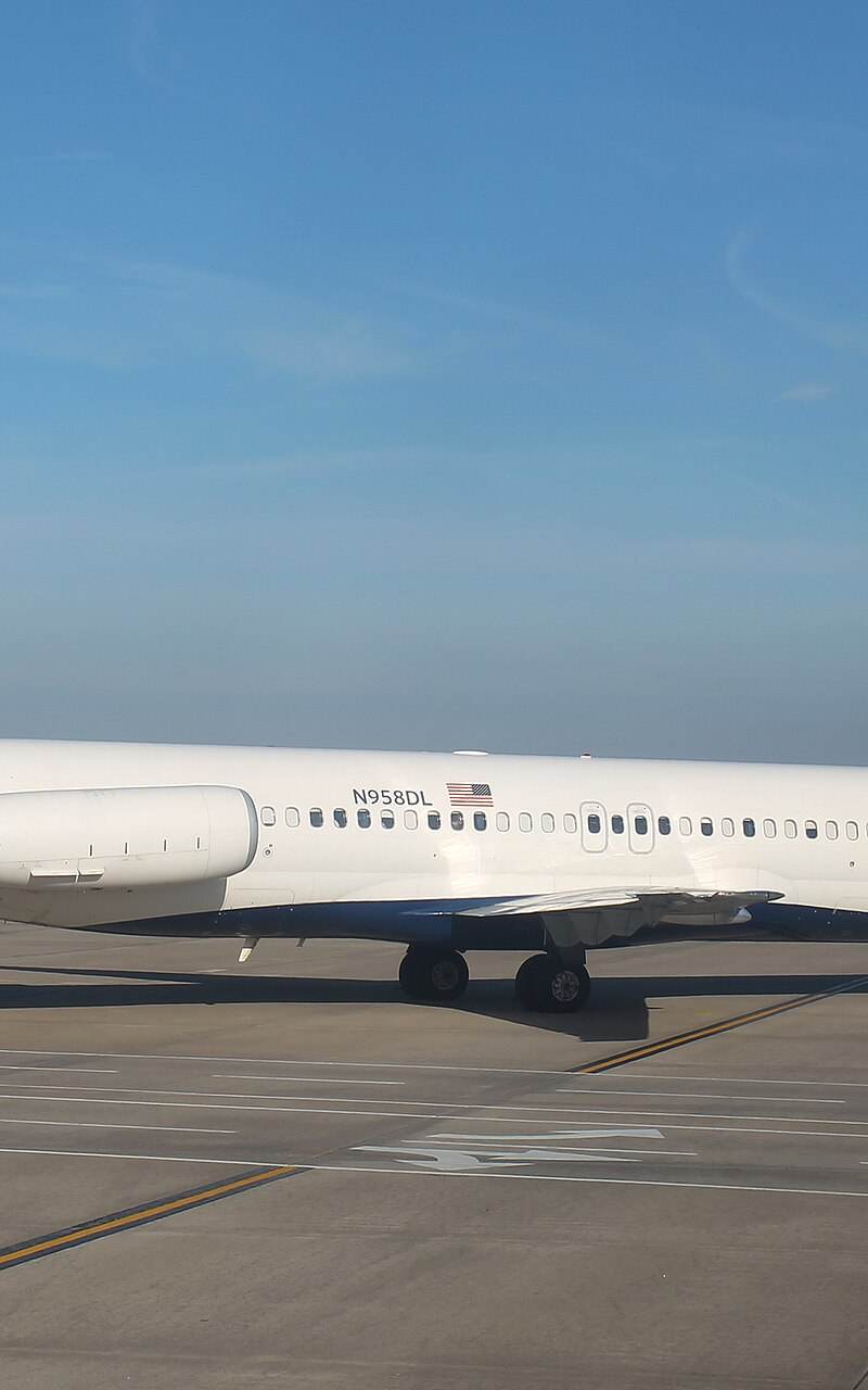 N958DL - Aircraft