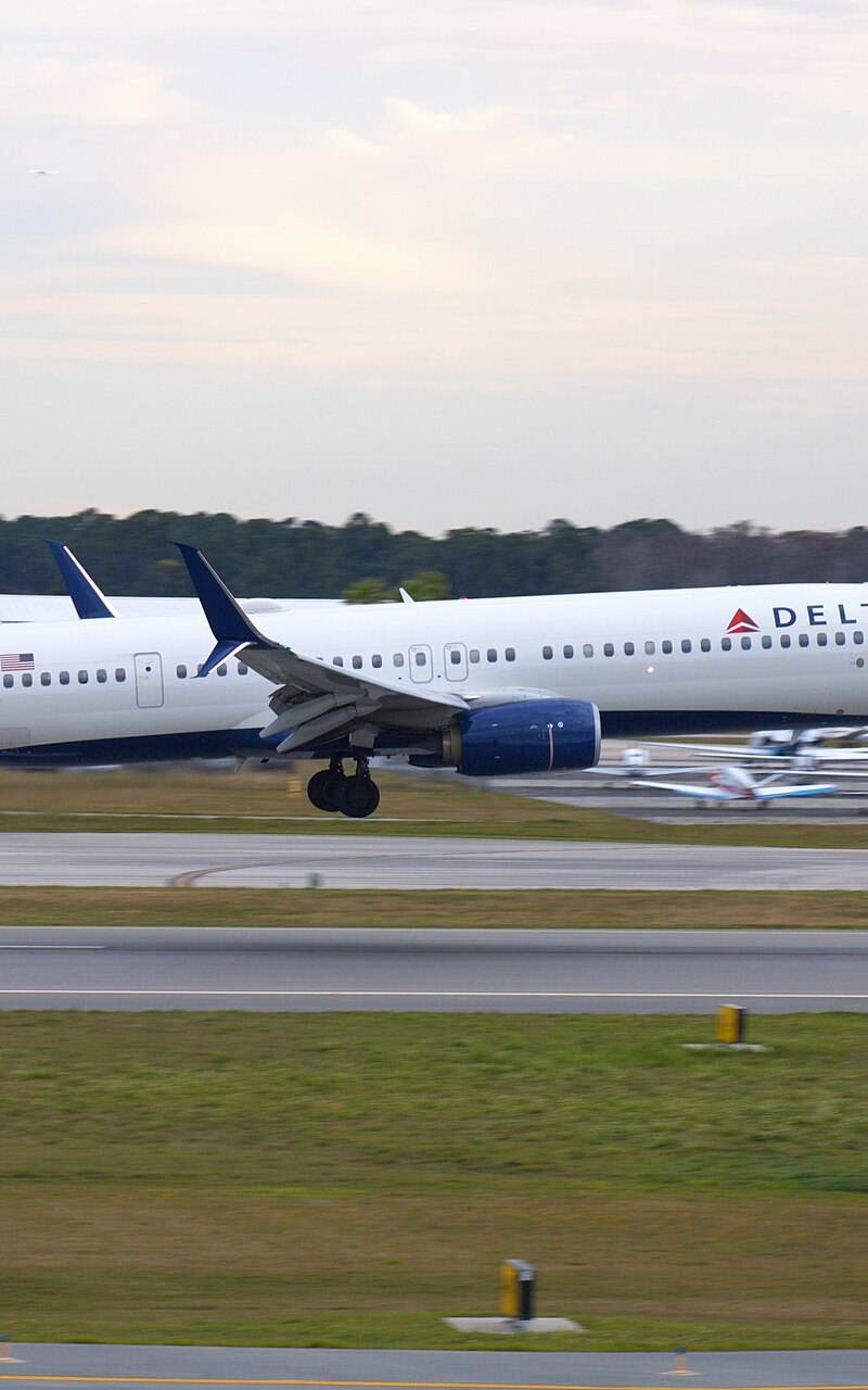 N958DZ - Boeing