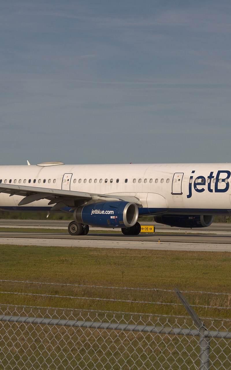 N958JB - Airbus