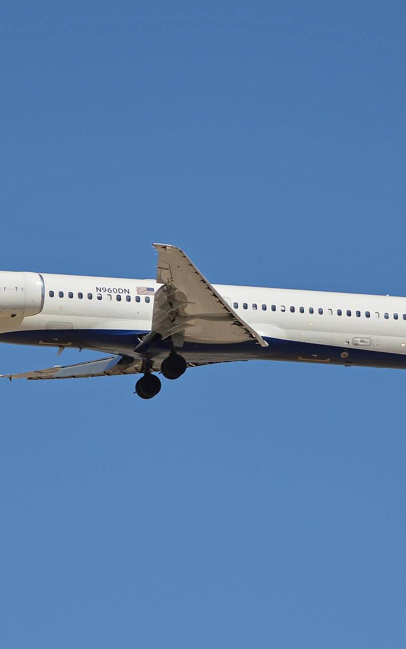 N960DN - Douglas
