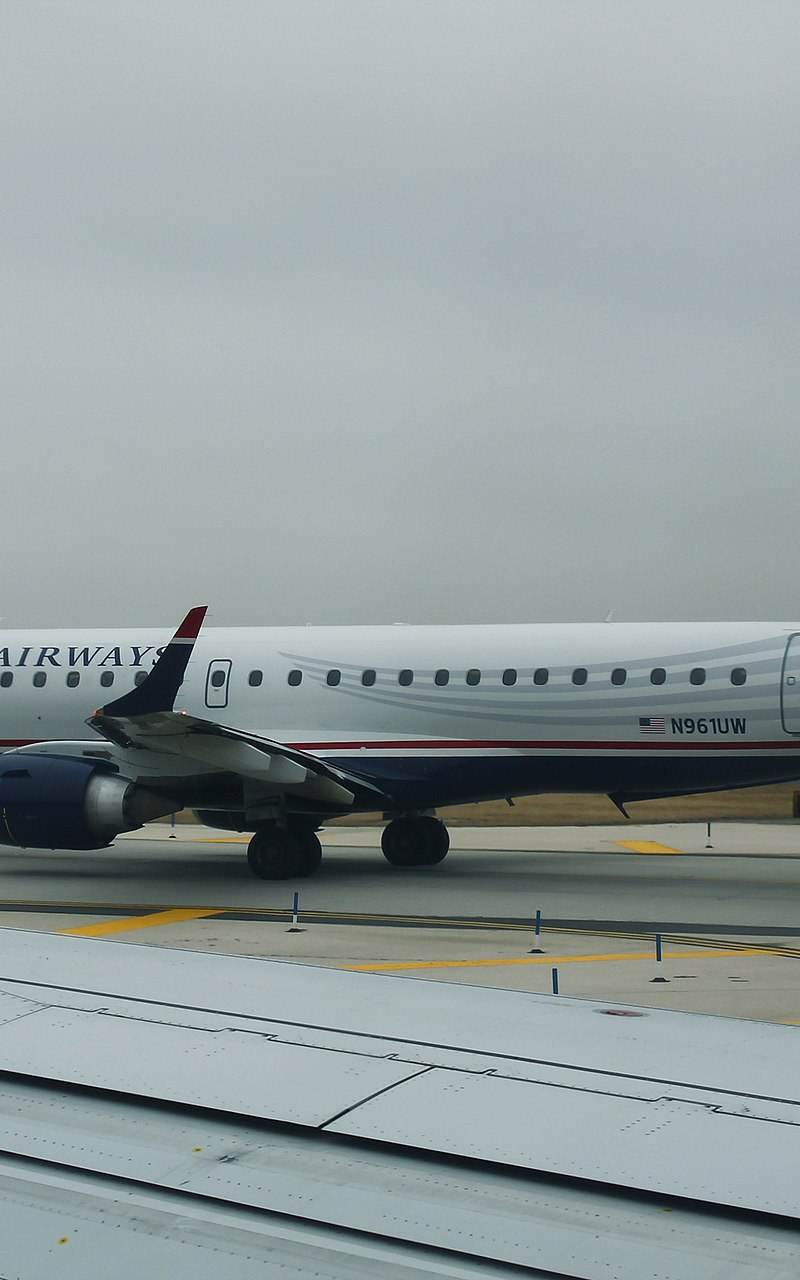 N961UW - Embraer