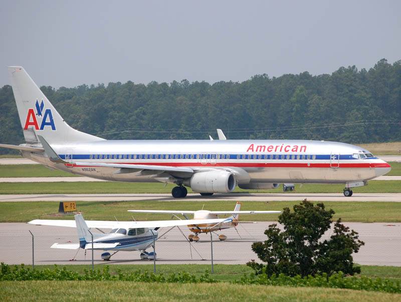 N962AN - Twin-engine aircraft
