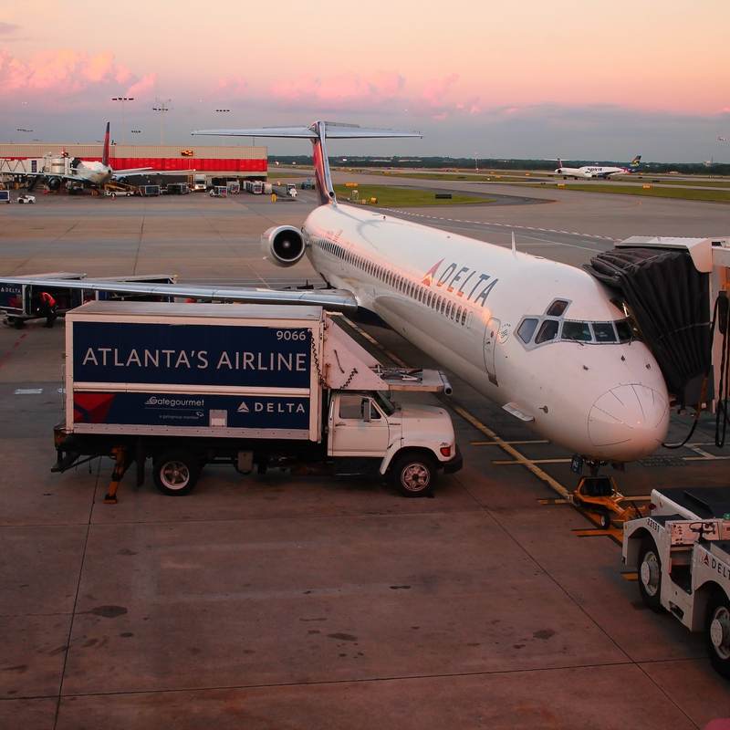 N962DL - Douglas